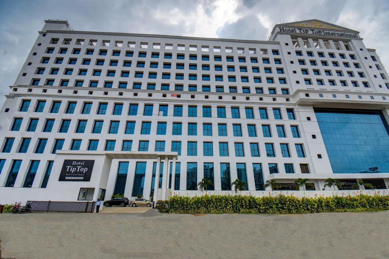 Hotel Tip Top International Pune Exterior foto